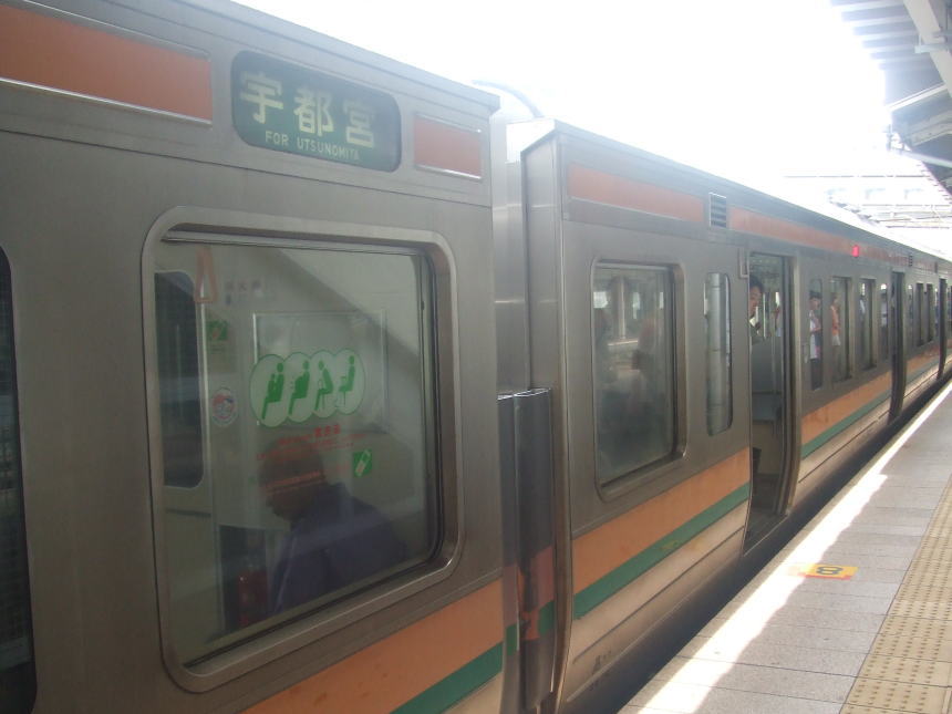 宇都宮行の電車