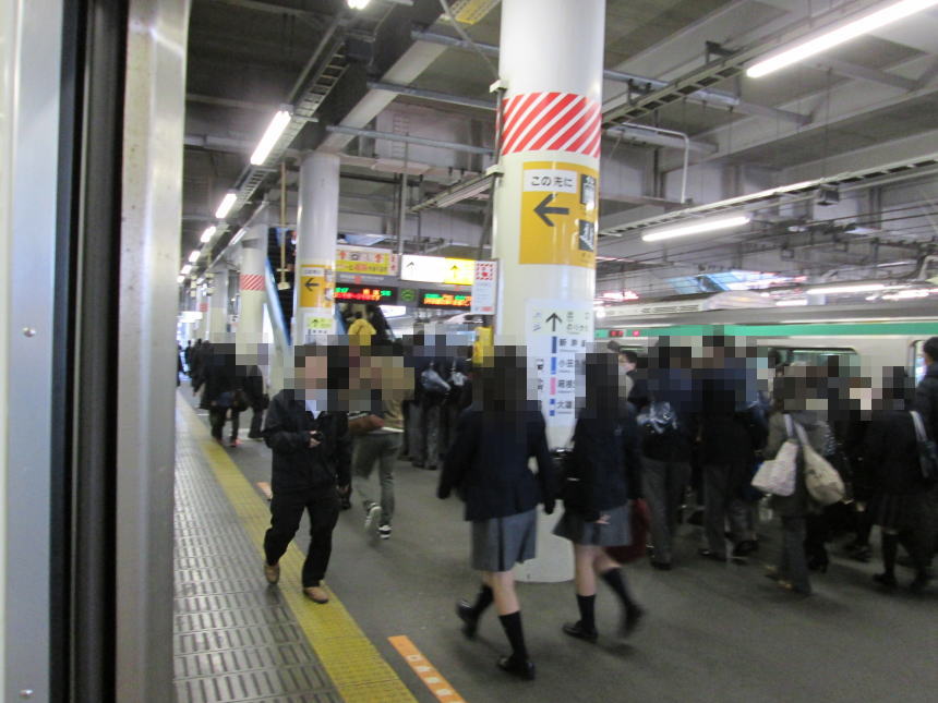 小田原駅3・4番ホーム