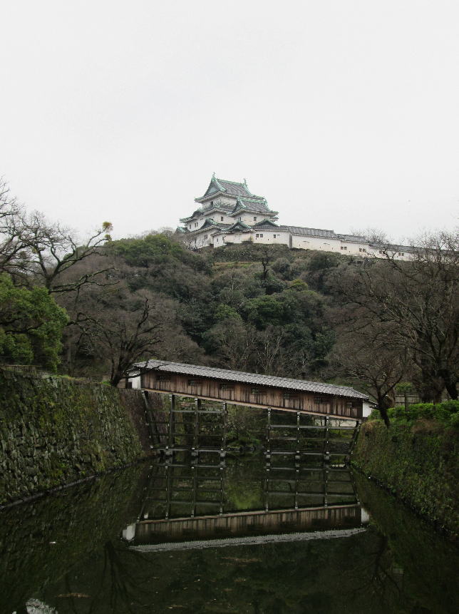 天守閣と御橋廊下
