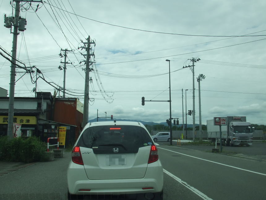 国道118号に入る交差点