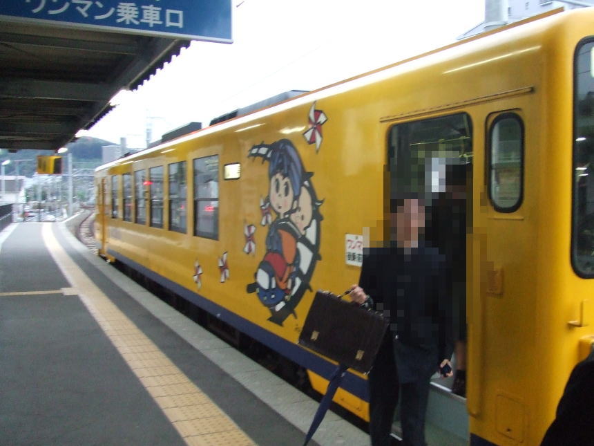 島鉄諫早駅ホーム