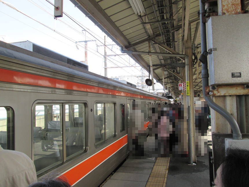 米原駅8番ホーム