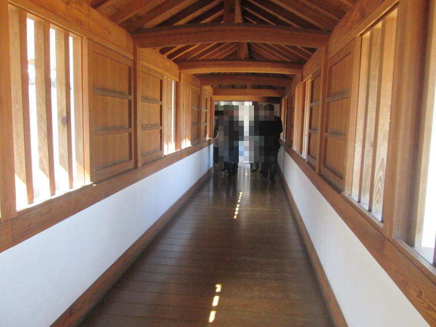 百間廊下内部