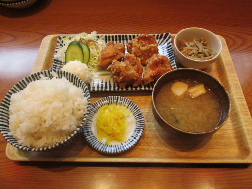 唐揚げ定食