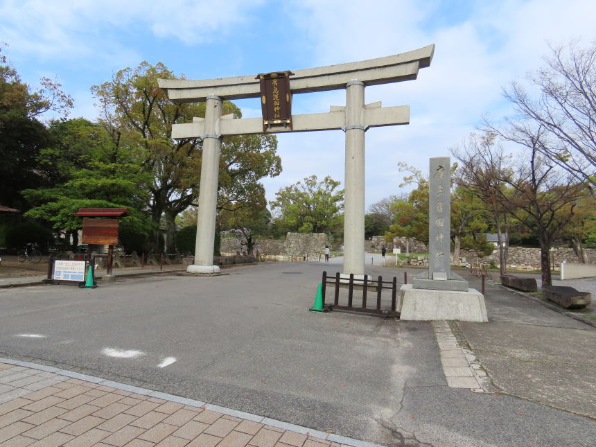 護国神社の鳥居